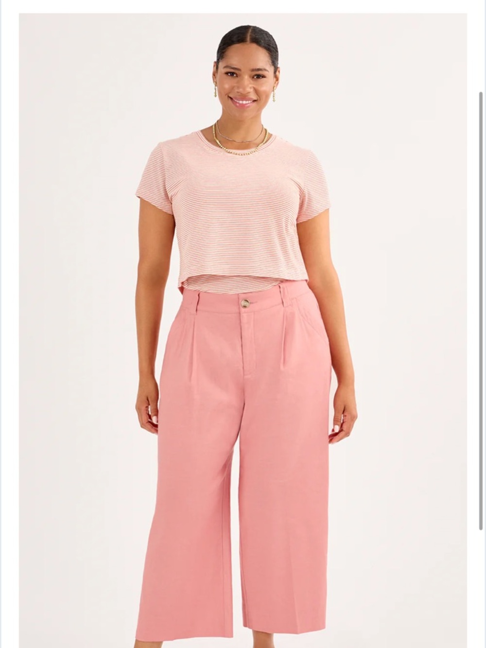 CAbi Cruise Crop Nantucket Red Wide-Leg Crop